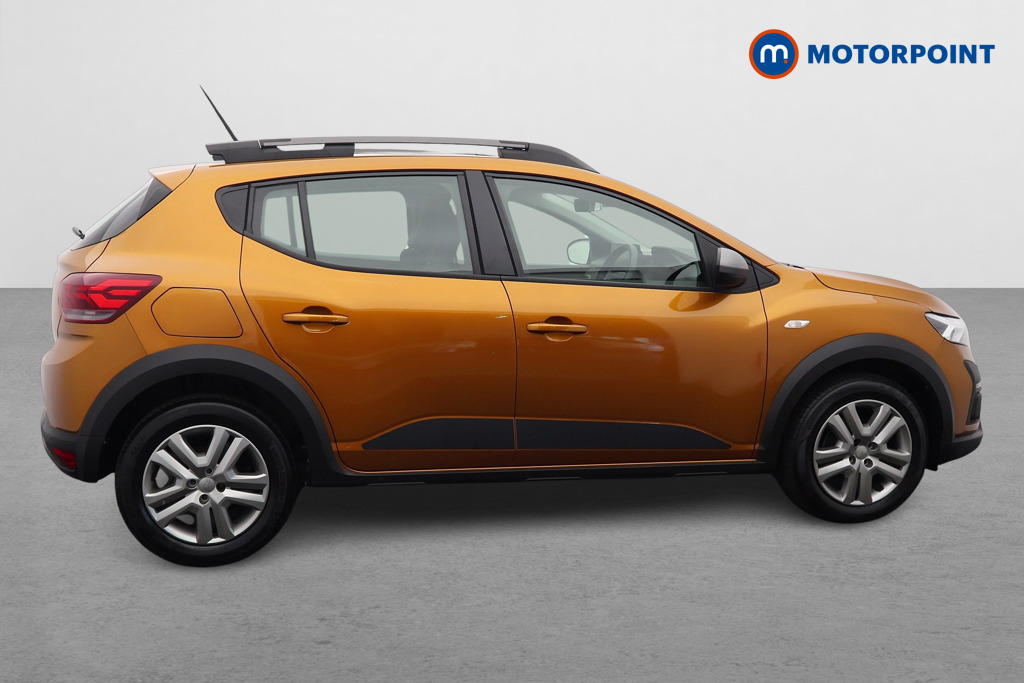 Dacia Sandero Stepway Expression Manual Petrol Hatchback - Stock Number (1641202) - Drivers side