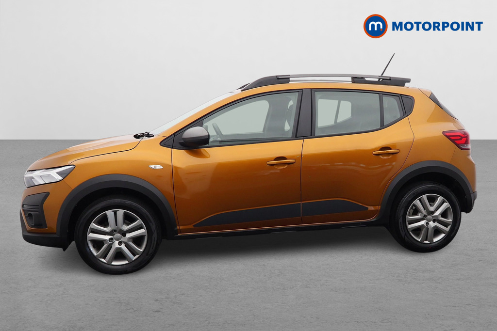 Dacia Sandero Stepway Expression Manual Petrol Hatchback - Stock Number (1641202) - Passenger side