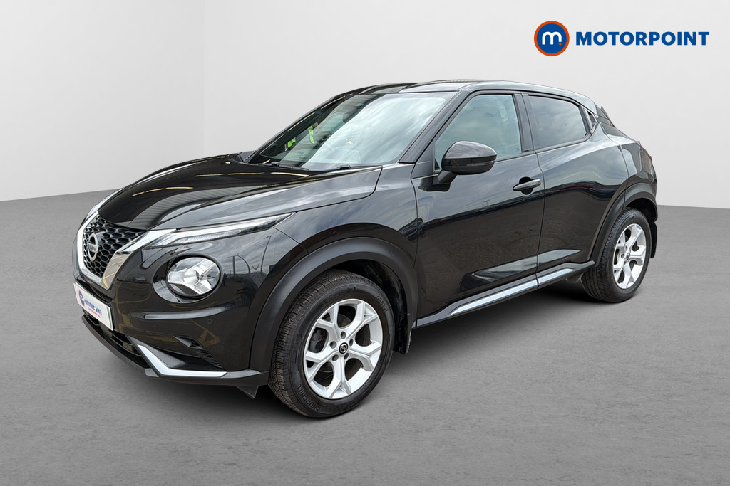Nissan Juke N-Connecta Automatic Petrol SUV - Stock Number (1641373) - Passenger side front corner