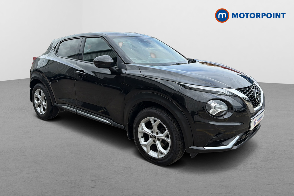 Nissan Juke N-Connecta Automatic Petrol SUV - Stock Number (1641373) - Drivers side front corner