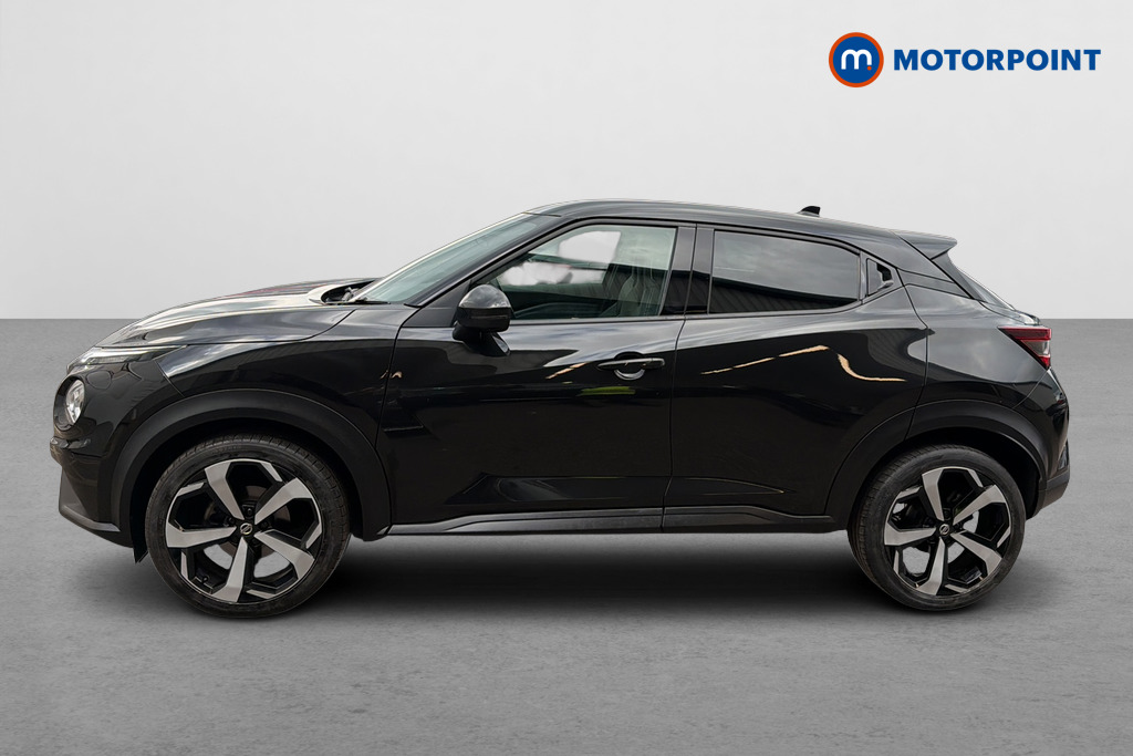 Nissan Juke Tekna Manual Petrol SUV - Stock Number (1641764) - Drivers side