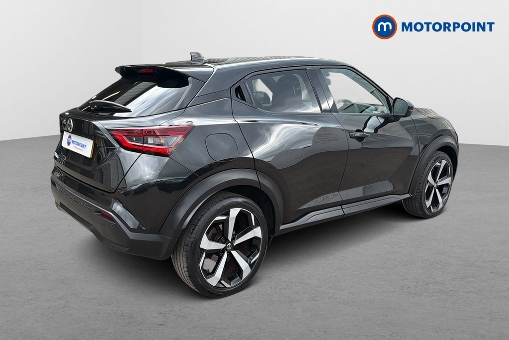 Nissan Juke Tekna Manual Petrol SUV - Stock Number (1641764) - Passenger side rear corner