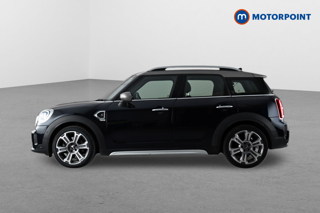Mini Countryman Cooper S Exclusive Automatic Petrol SUV - Stock Number (1643966) - Passenger side front corner
