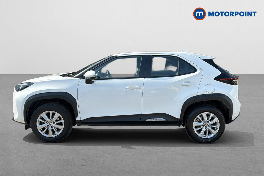 Toyota Yaris Cross Icon Automatic Petrol-Electric Hybrid Estate - Stock Number (1645320) - Drivers side