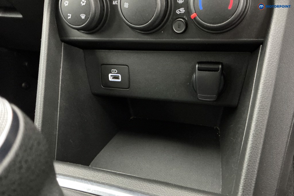 Dacia Sandero Comfort Manual Petrol Hatchback - Stock Number (1645517) - 16th supplementary image