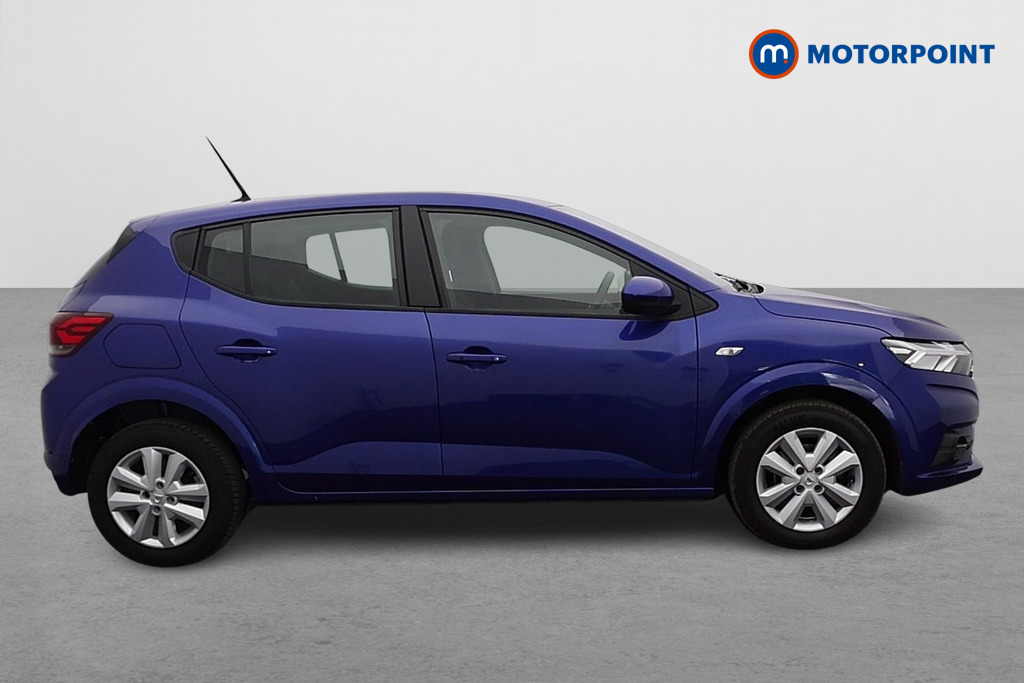 Dacia Sandero Comfort Manual Petrol Hatchback - Stock Number (1645517) - Drivers side