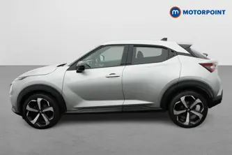 Nissan Juke Tekna Automatic Petrol SUV - Stock Number (1645541) - Passenger side
