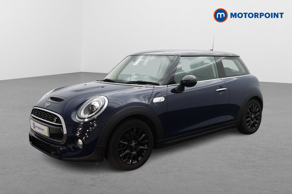 Mini Hatchback Cooper S Classic Manual Petrol Hatchback - Stock Number (1645633) - Passenger side front corner