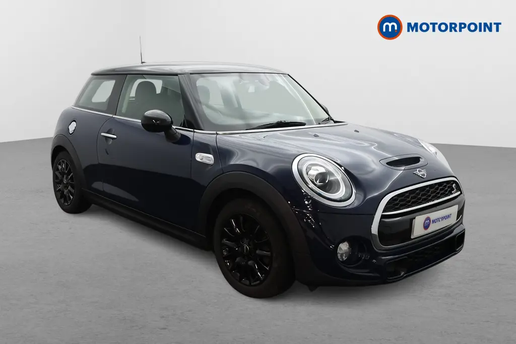 MINI HATCHBACK