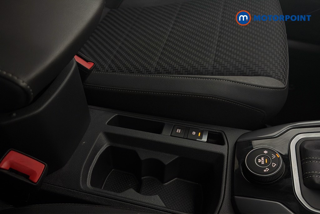 Volkswagen T-Roc R-Line Automatic Petrol SUV - Stock Number (1645814) - 12th supplementary image