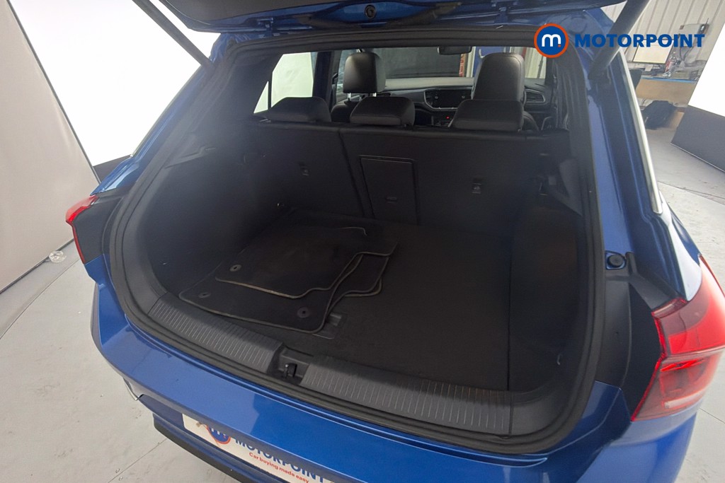 Volkswagen T-Roc R-Line Automatic Petrol SUV - Stock Number (1645814) - 41st supplementary image