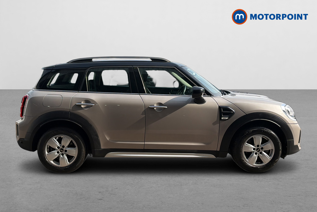 Mini Countryman Cooper Classic Automatic Petrol SUV - Stock Number (1646125) - Passenger side