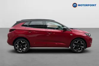 Vauxhall Grandland Ultimate Automatic Diesel SUV - Stock Number (1646168) - Passenger side