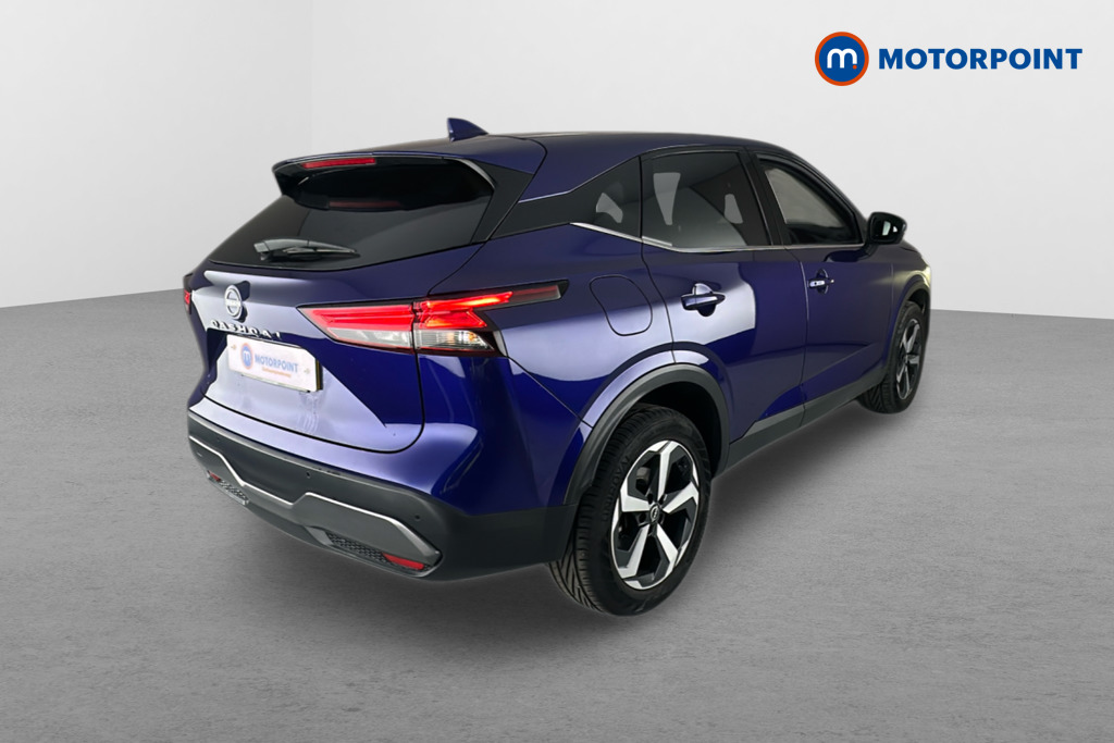 Nissan Qashqai N-Connecta Manual Petrol SUV - Stock Number (1646302) - Drivers side rear corner