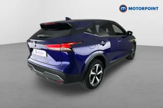 Nissan Qashqai N-Connecta Manual Petrol SUV - Stock Number (1646302) - Drivers side rear corner