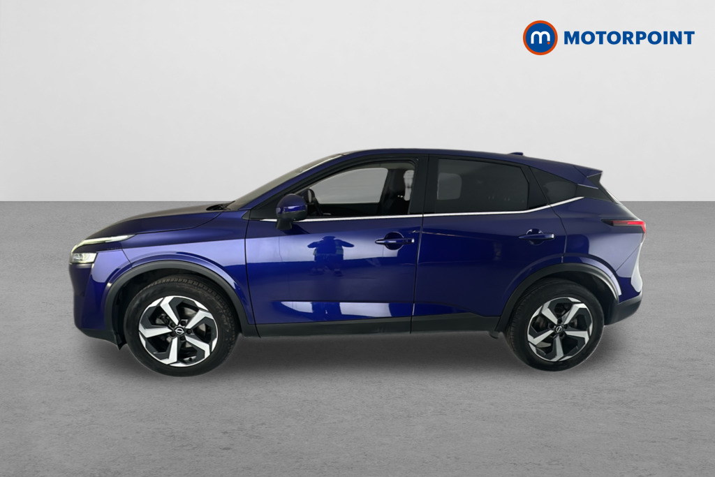 Nissan Qashqai N-Connecta Manual Petrol SUV - Stock Number (1646302) - Passenger side