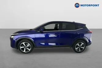 Nissan Qashqai N-Connecta Manual Petrol SUV - Stock Number (1646302) - Passenger side