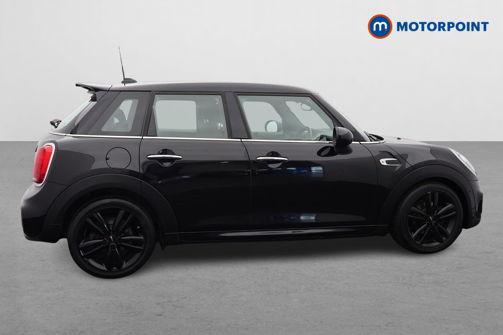 Mini Hatchback Cooper Sport Manual Petrol Hatchback - Stock Number (1646796) - Drivers side