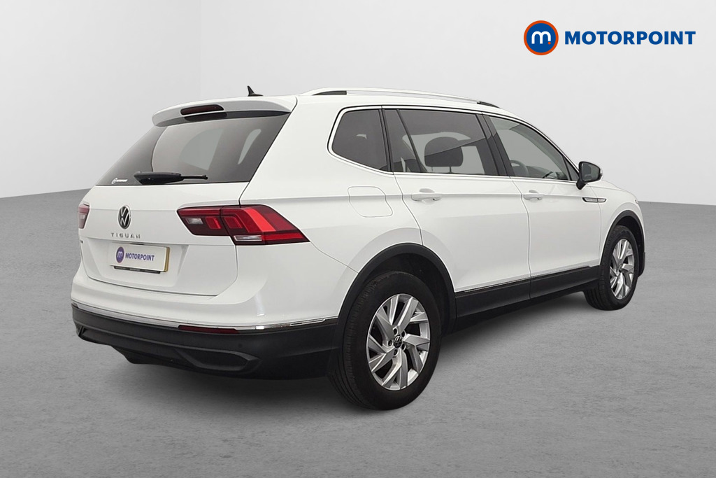 Volkswagen Tiguan Allspace Life Manual Petrol SUV - Stock Number (1647400) - Drivers side rear corner