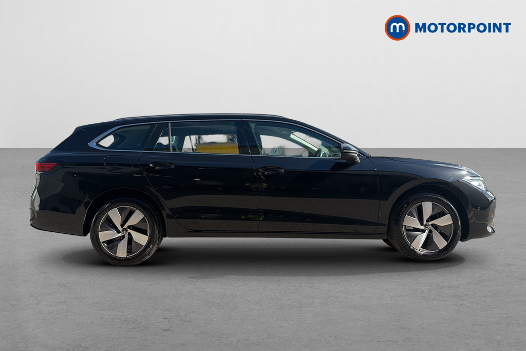 Volkswagen Passat Life Automatic Petrol Plug-In Hybrid Estate - Stock Number (1647523) - Passenger side