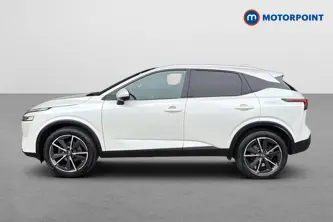 Nissan Qashqai Tekna Automatic Petrol SUV - Stock Number (1647726) - Drivers side