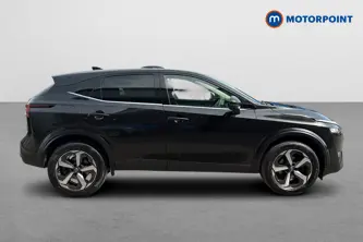 Nissan Qashqai N-Connecta Automatic Petrol SUV - Stock Number (1647756) - Passenger side