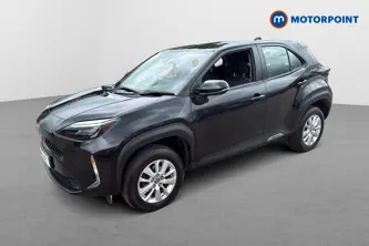 Toyota Yaris Cross Icon Automatic Petrol-Electric Hybrid Estate - Stock Number (1647868) - Passenger side front corner