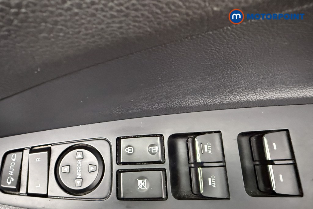 Hyundai Tucson Se Nav Manual Petrol SUV - Stock Number (1647976) - 19th supplementary image