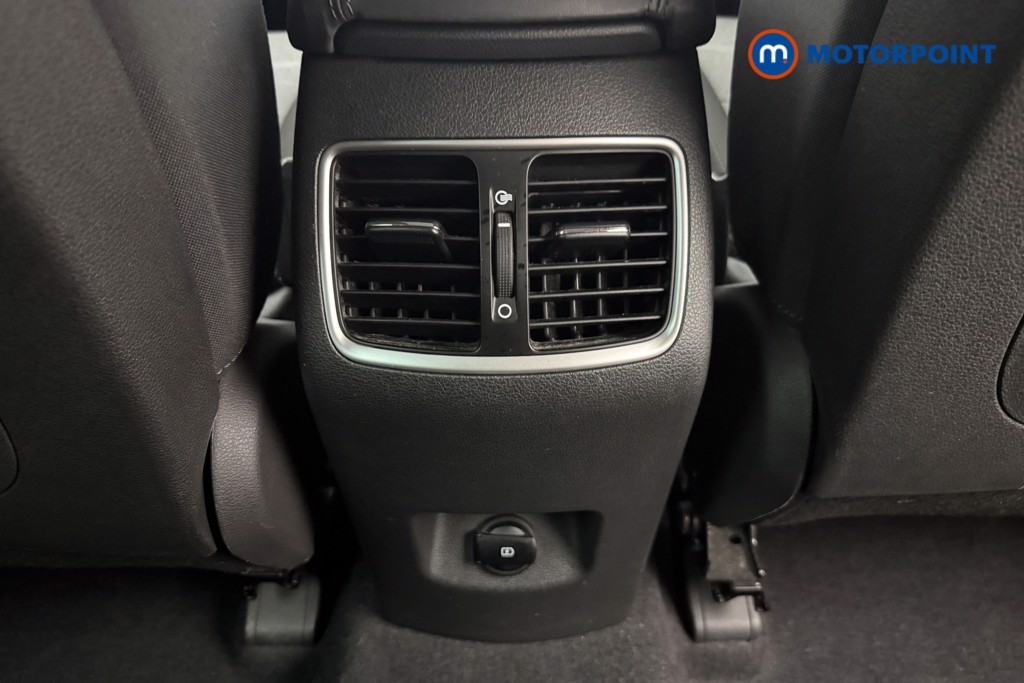 Hyundai Tucson Se Nav Manual Petrol SUV - Stock Number (1647976) - 21st supplementary image
