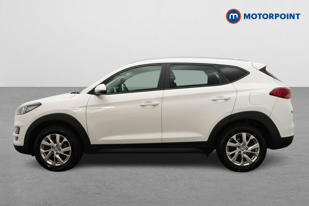Hyundai Tucson Se Nav Manual Petrol SUV - Stock Number (1647976) - Passenger side