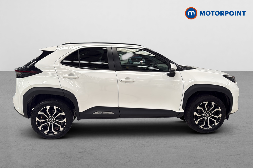 Toyota Yaris Cross Design Automatic Petrol-Electric Hybrid Estate - Stock Number (1648281) - Passenger side