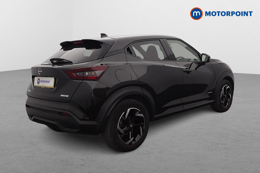 Nissan Juke N-Connecta Automatic Petrol-Electric Hybrid SUV - Stock Number (1648764) - Drivers side rear corner