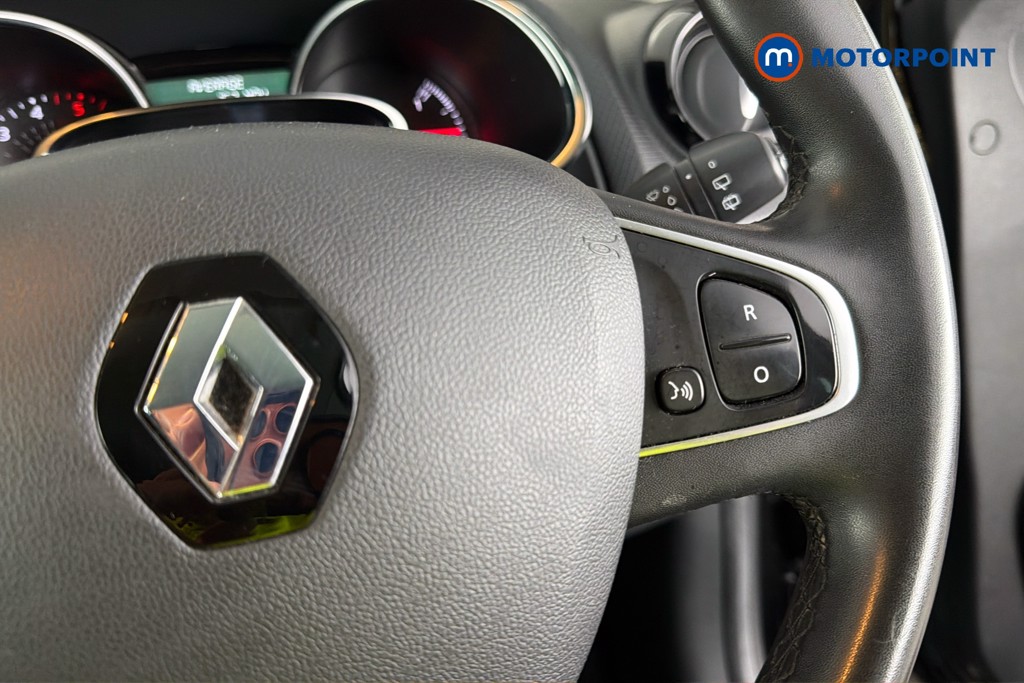 Renault Clio Iconic Manual Diesel Hatchback - Stock Number (1649054) - 4th supplementary image
