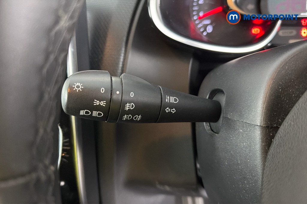 Renault Clio Iconic Manual Diesel Hatchback - Stock Number (1649054) - 6th supplementary image