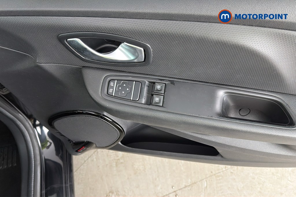 Renault Clio Iconic Manual Diesel Hatchback - Stock Number (1649054) - 20th supplementary image