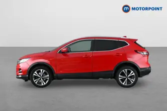 Nissan Qashqai N-Connecta Manual Diesel SUV - Stock Number (1649165) - Passenger side