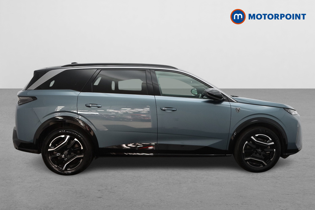 Peugeot 5008 GT Automatic Electric SUV - Stock Number (1649491) - Drivers side