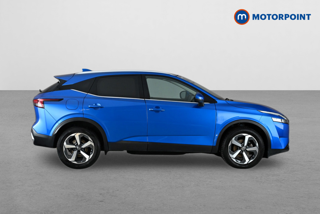 Nissan Qashqai N-Connecta Manual Petrol SUV - Stock Number (1649979) - Drivers side