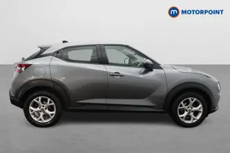 Nissan Juke N-Connecta Automatic Petrol SUV - Stock Number (1650111) - Drivers side