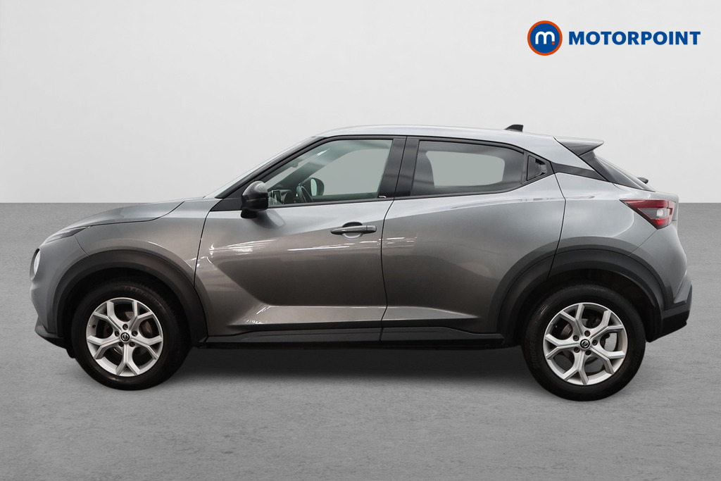 Nissan Juke N-Connecta Automatic Petrol SUV - Stock Number (1650111) - Passenger side