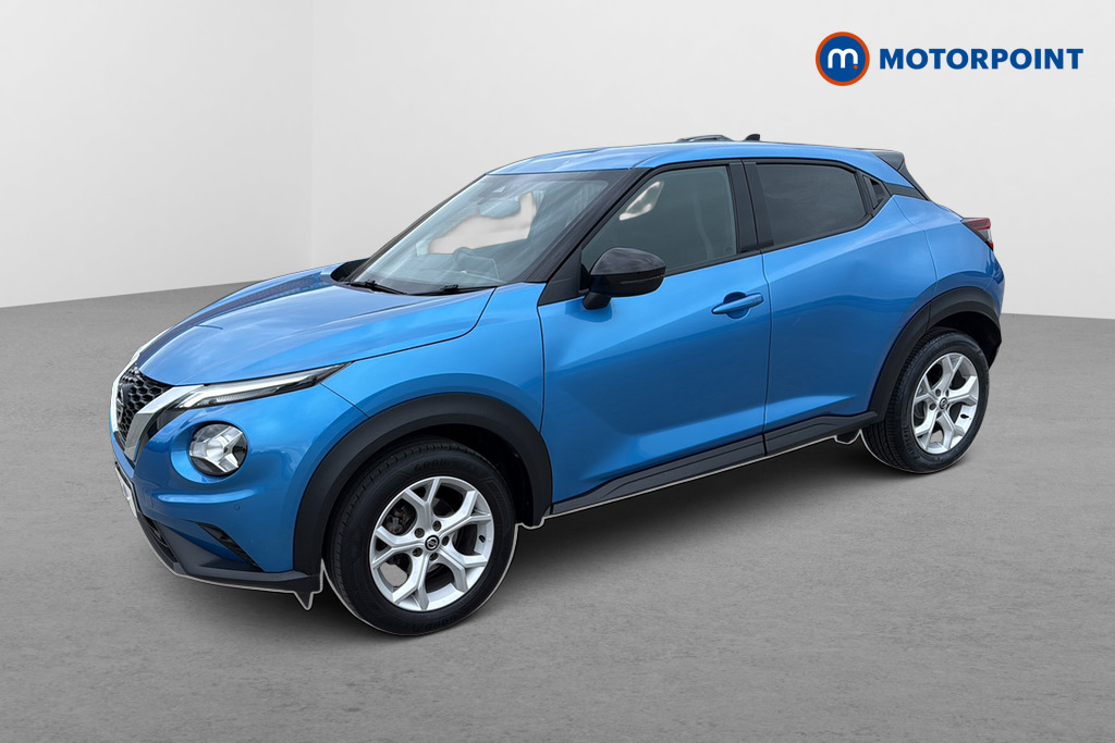 Nissan Juke N-Connecta Manual Petrol SUV - Stock Number (1650200) - Passenger side front corner
