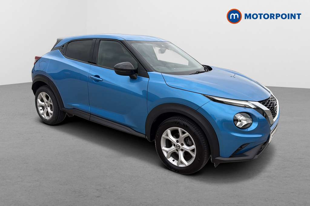 Nissan Juke N-Connecta Manual Petrol SUV - Stock Number (1650200) - Drivers side front corner