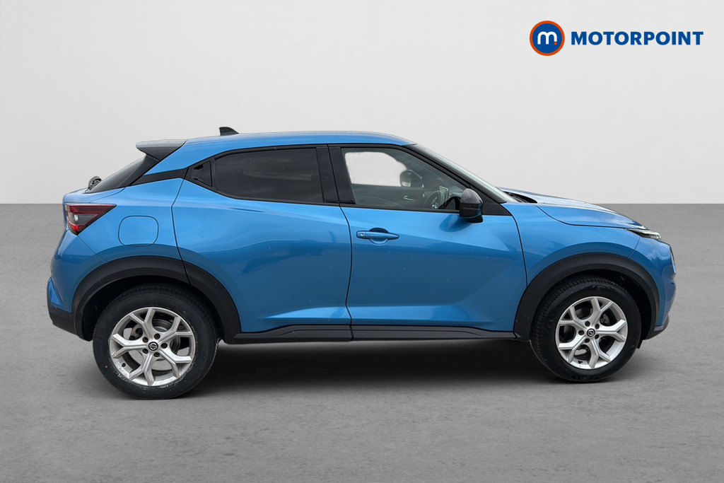 Nissan Juke N-Connecta Manual Petrol SUV - Stock Number (1650200) - Passenger side