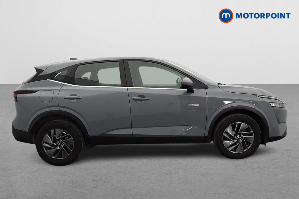 Nissan Qashqai Acenta Premium Manual Petrol SUV - Stock Number (1650310) - Drivers side