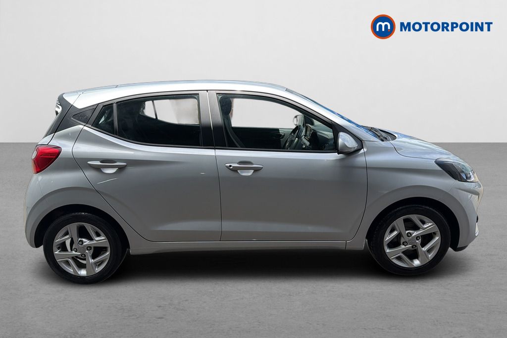 Hyundai I10 Se Connect Automatic Petrol Hatchback - Stock Number (1650921) - Passenger side