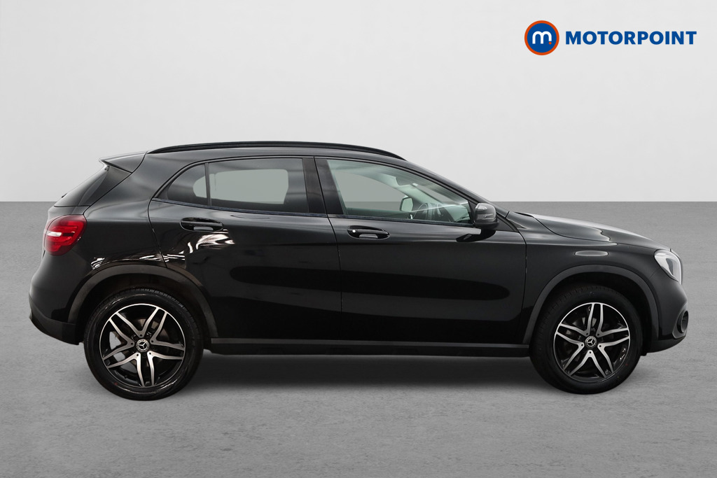 Mercedes-Benz GLA Urban Edition Manual Petrol SUV - Stock Number (1651004) - Drivers side