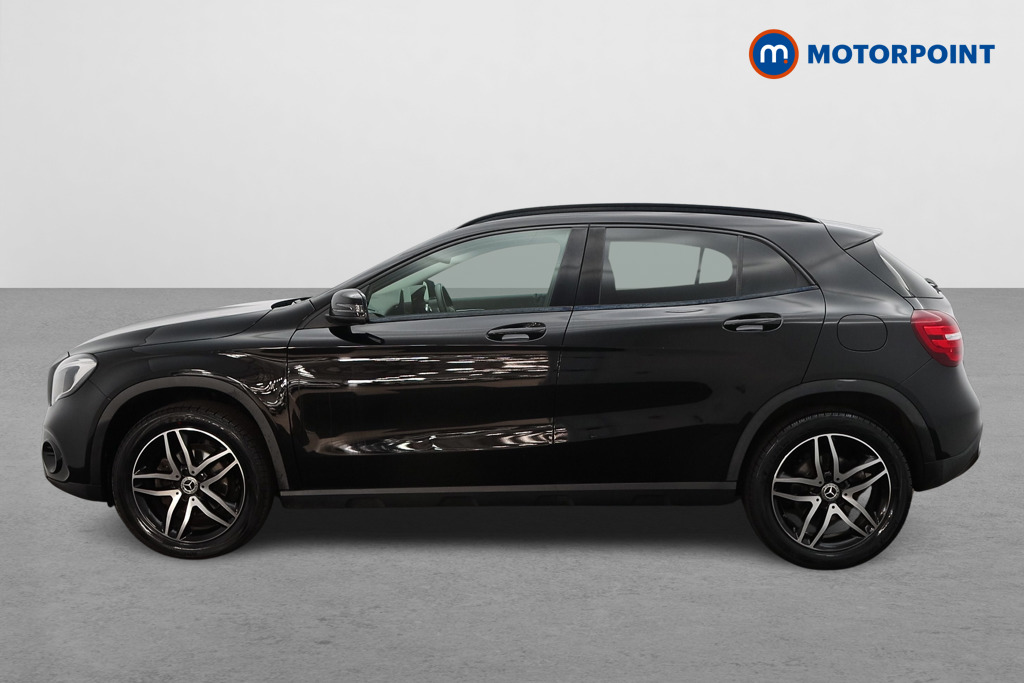 Mercedes-Benz GLA Urban Edition Manual Petrol SUV - Stock Number (1651004) - Passenger side