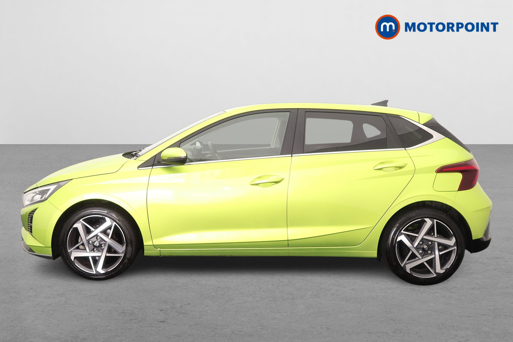 Hyundai I20 Premium Manual Petrol Hatchback - Stock Number (1651130) - Passenger side