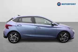 Hyundai I20 Premium Manual Petrol Hatchback - Stock Number (1651131) - Drivers side