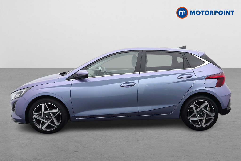 Hyundai I20 Premium Manual Petrol Hatchback - Stock Number (1651131) - Passenger side